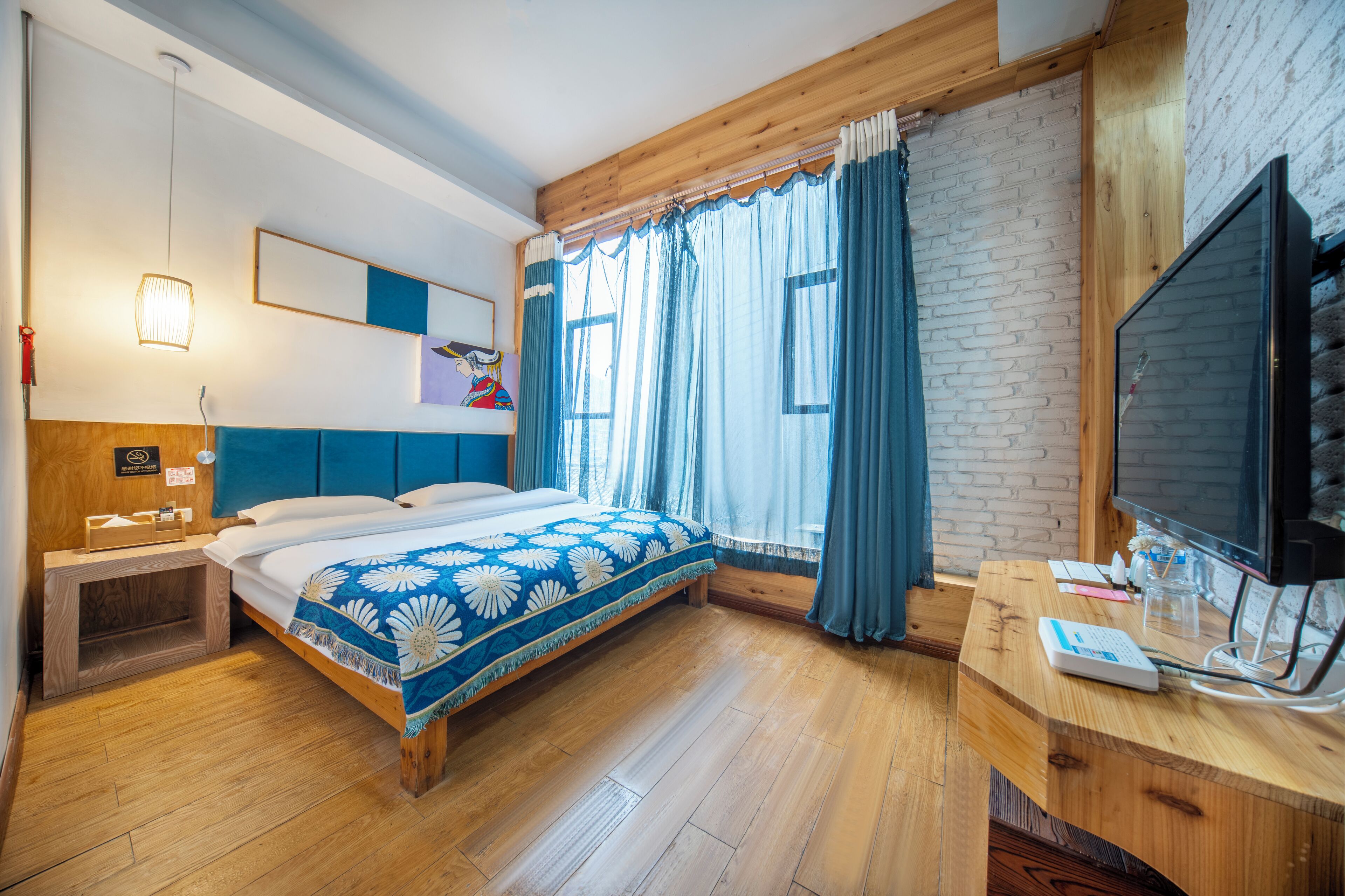 Xijiang Yunting Light Luxury Panoramic 3*