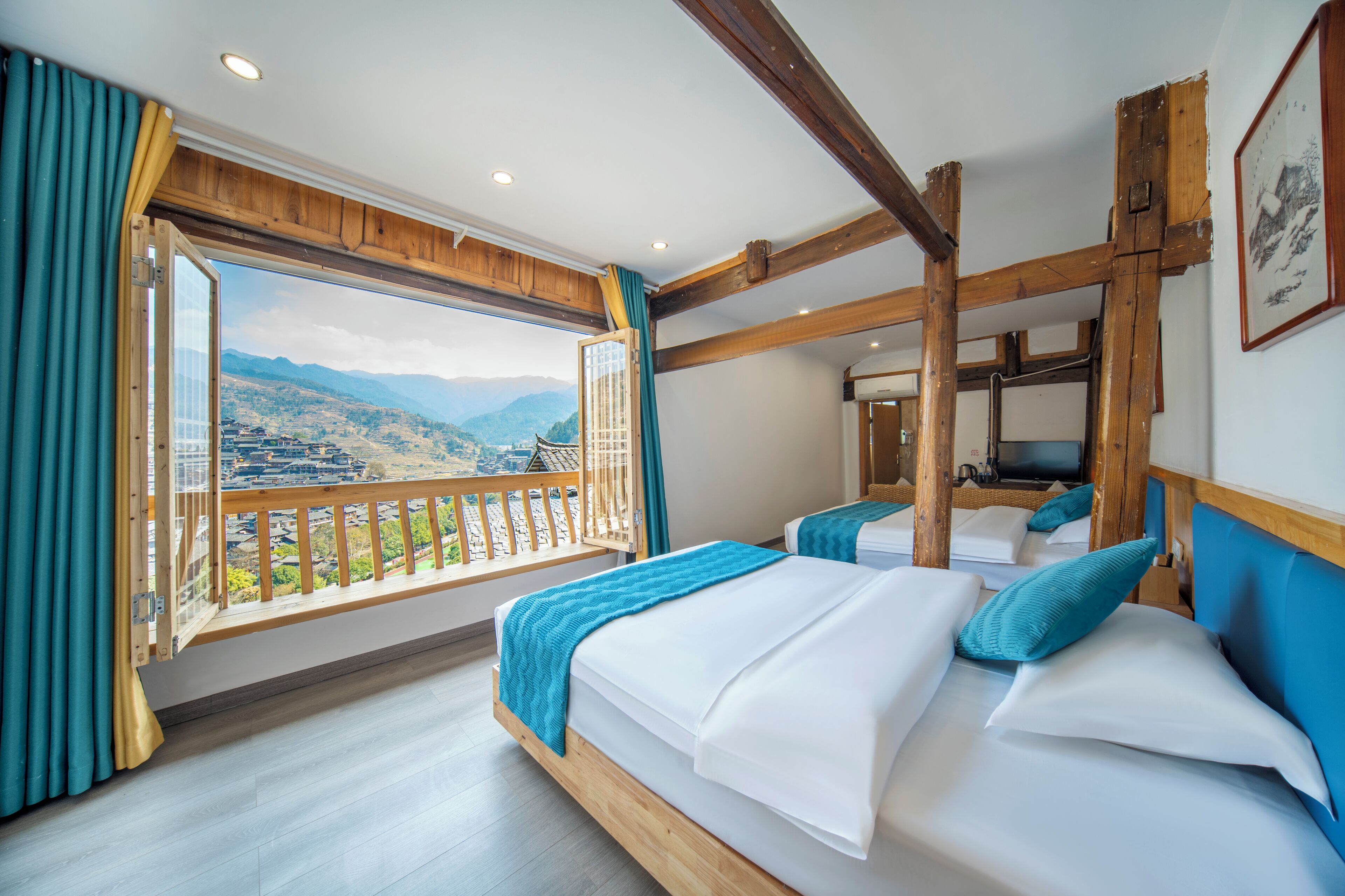 Xijiang Yunting Light Luxury Panoramic 3*