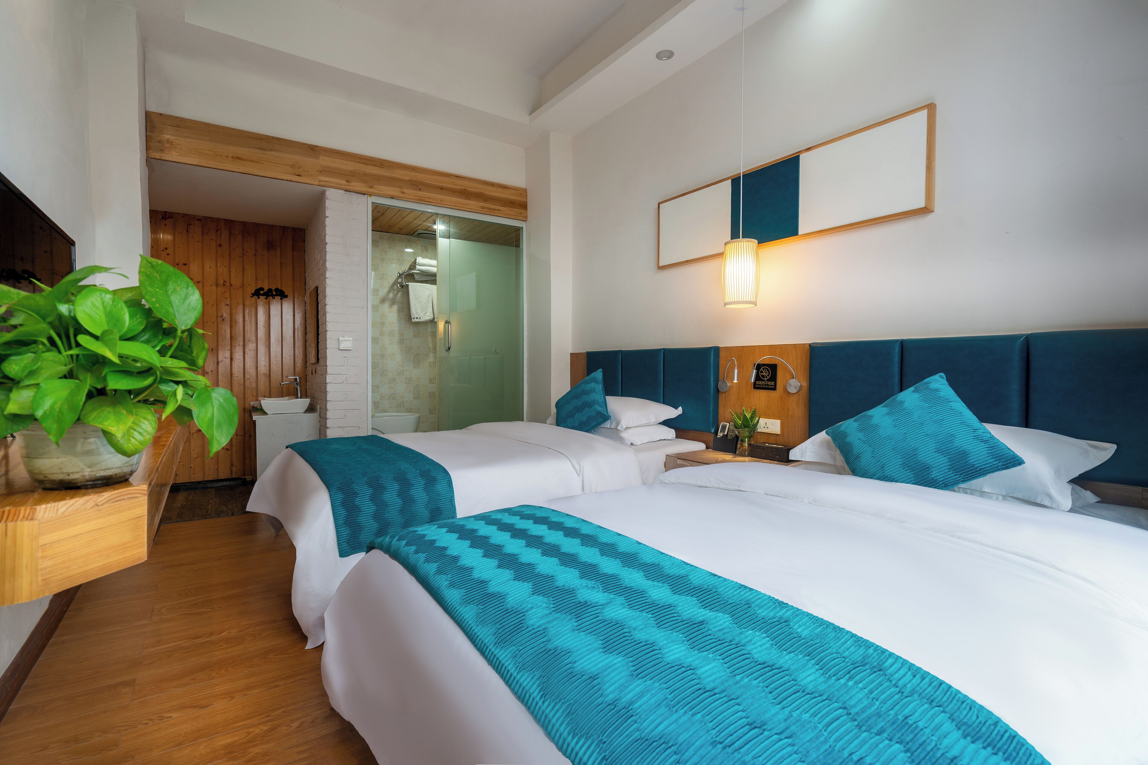 Xijiang Yunting Light Luxury Panoramic 3*