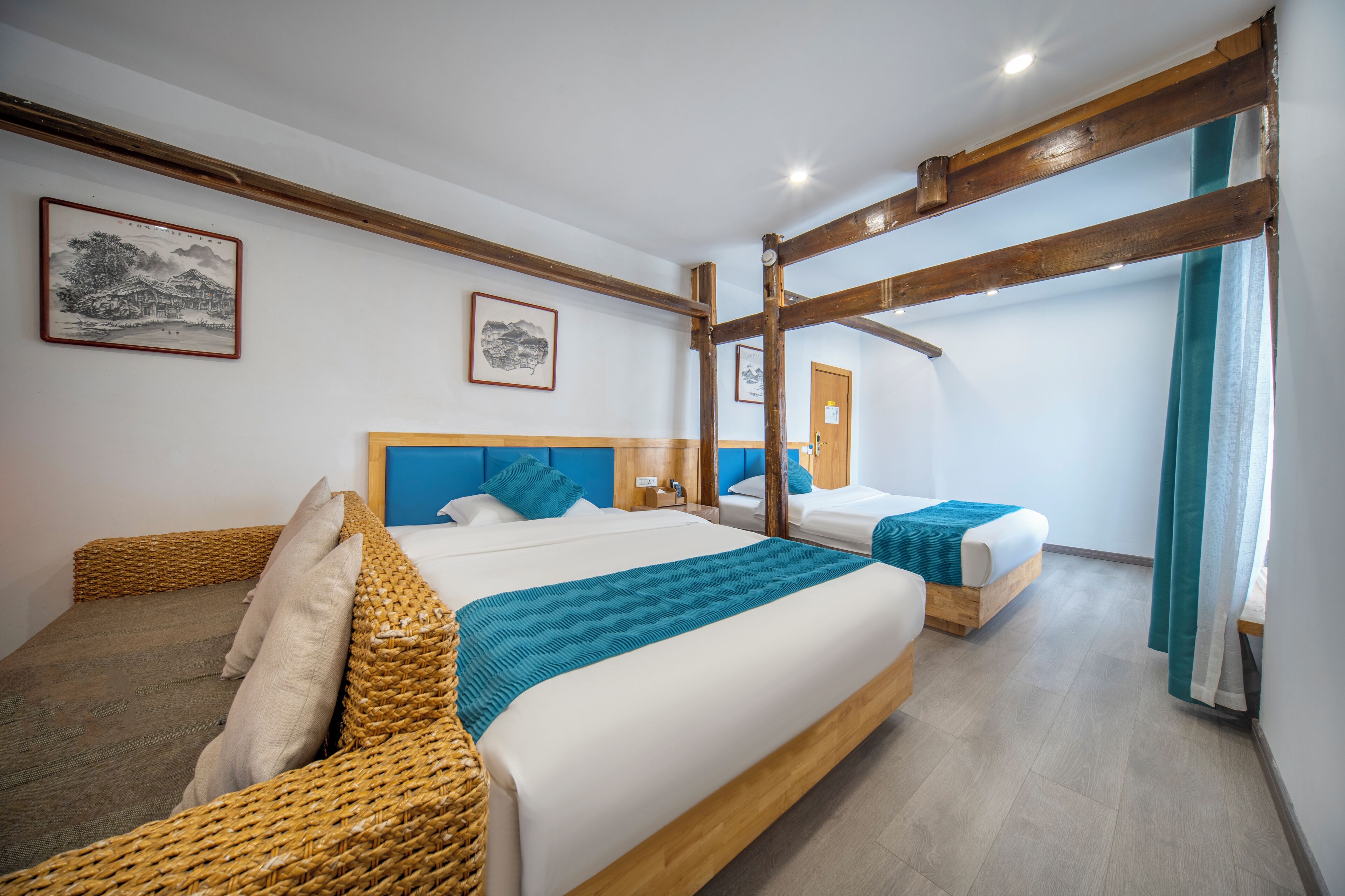 Xijiang Yunting Light Luxury Panoramic 3*