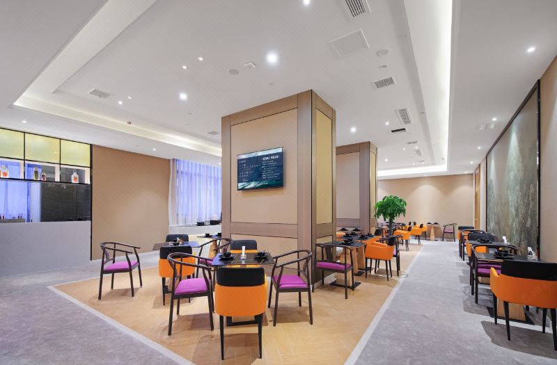 Vienna International Hotel (Yangzhou Yangzijiang South Road) 3*