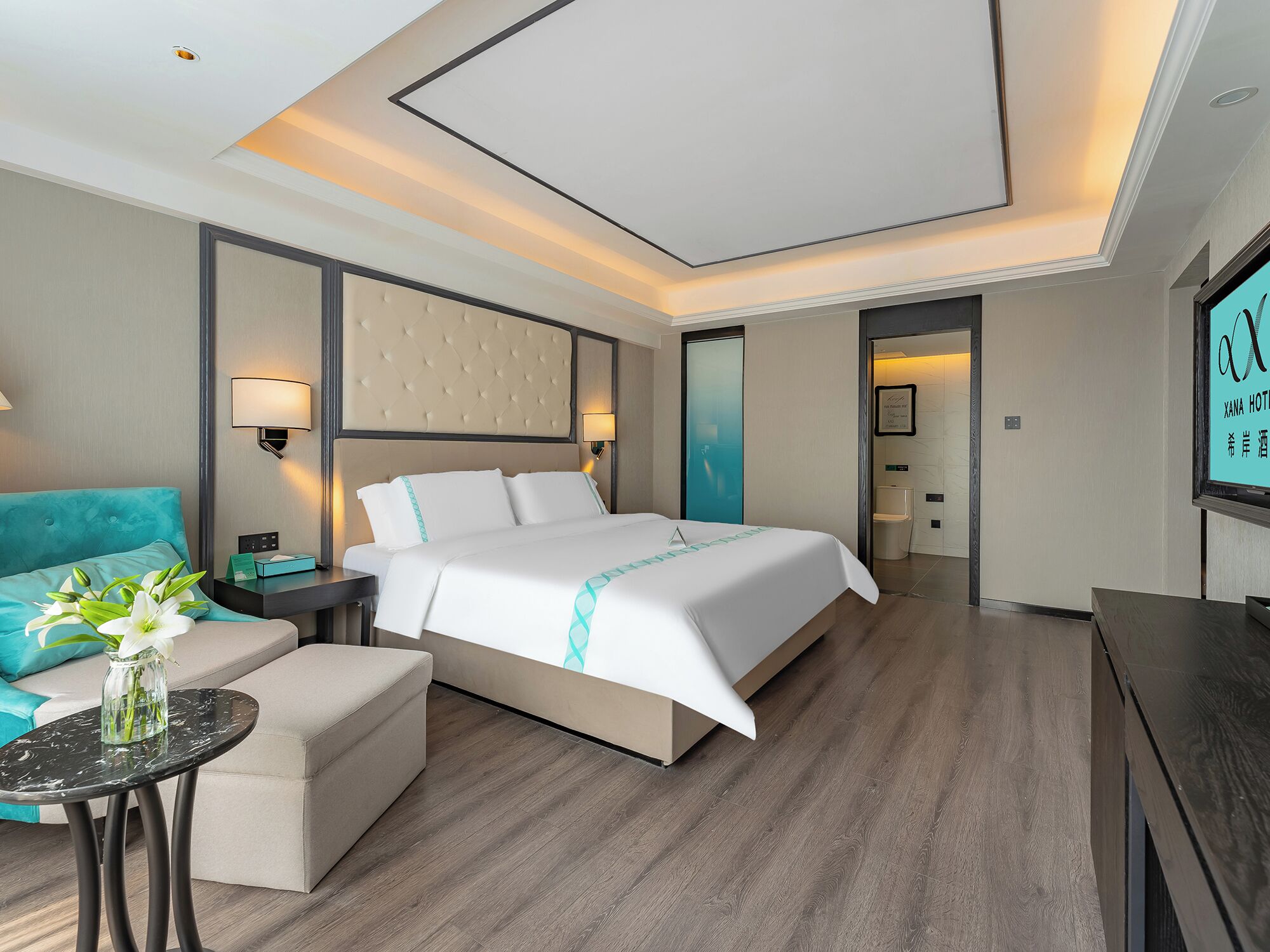 xana Hotel 3*