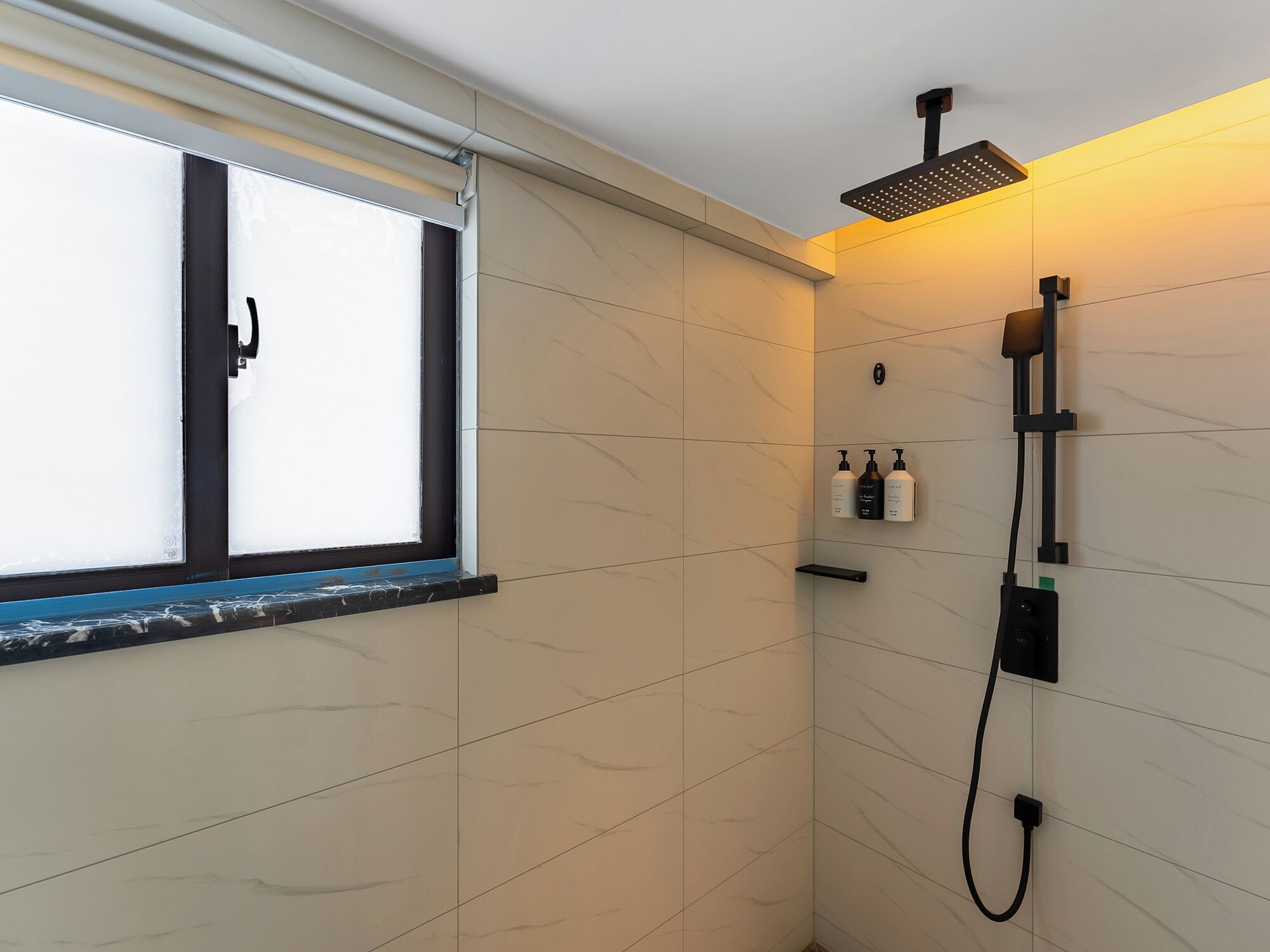 xana Hotel 3*