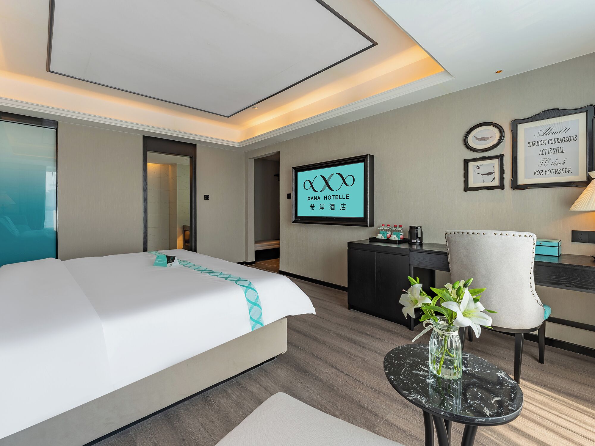 xana Hotel 3*