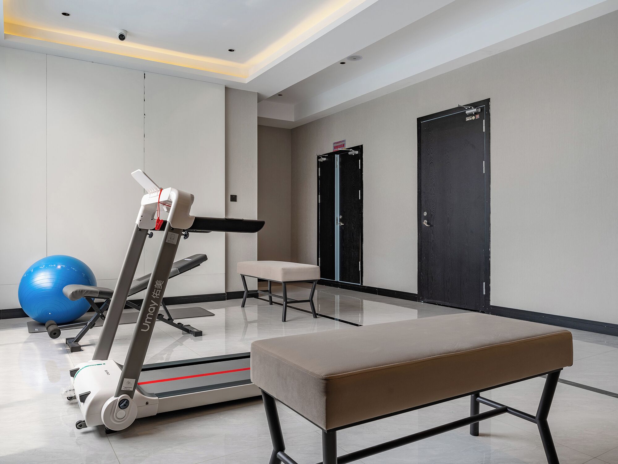 xana Hotel 3*