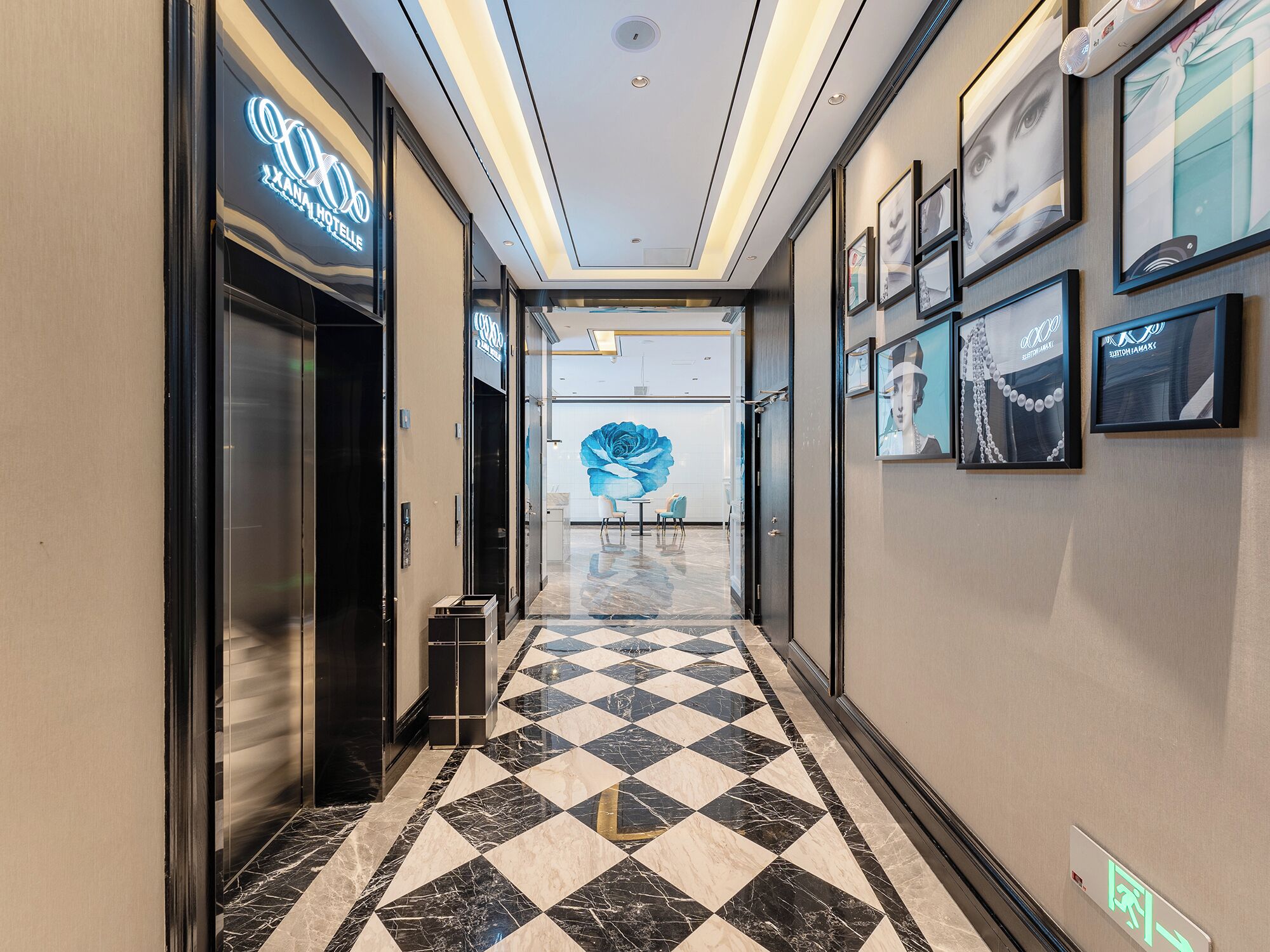 xana Hotel 3*