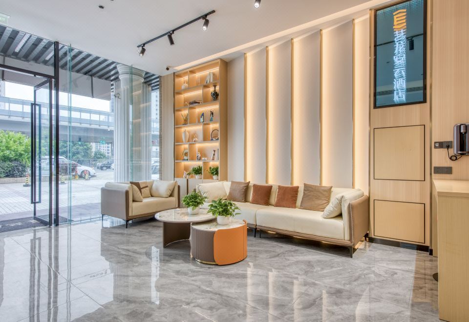 Elong Anyun Hotel (Nanjing Zhongshanling Qilinmen Subway Station) 2*