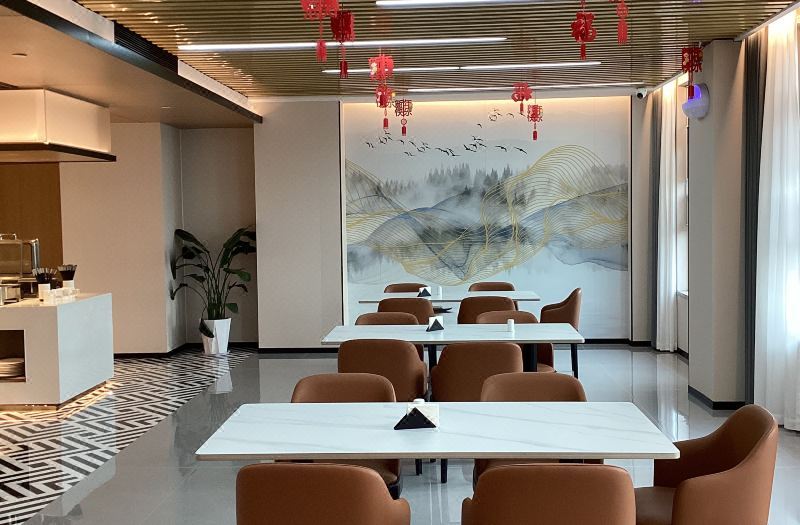 Nanyuan E Home Plus Hotel (Jinniu Commercial Street Shop, Jianshan, Haining) 3*
