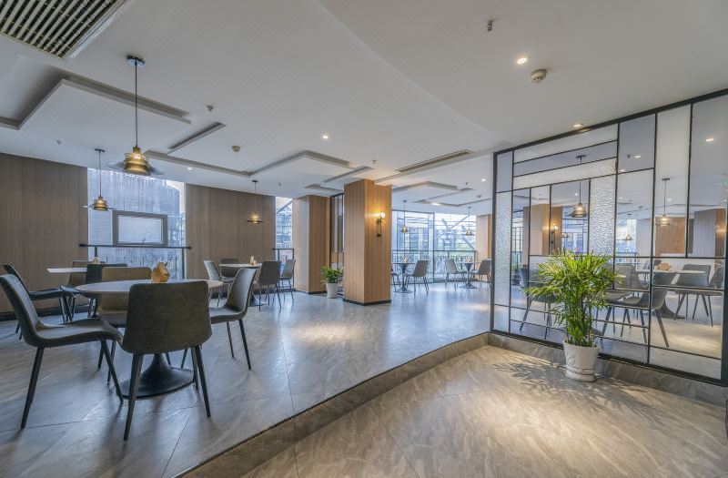 Qing Teng Yi Su Hotel (Ningbo Beilun Ning Vocational College Store) 3*