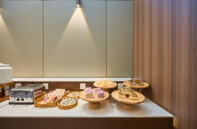 Elong ETANG Hotel (Ningbo Beilun Yin Longtai Commercial Center) 3*