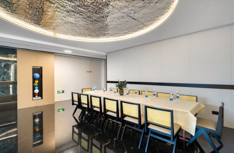 Jiyu Lanting Hotel (Jinhua Jinyi Baolong Plaza) 3*