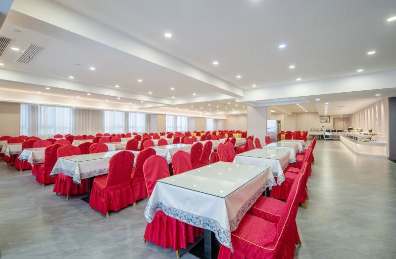 Tonghua Business Hotel (Science and Technology University) 3*