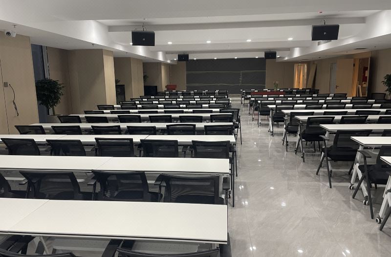 Tonghua Business Hotel (Science and Technology University) 3*
