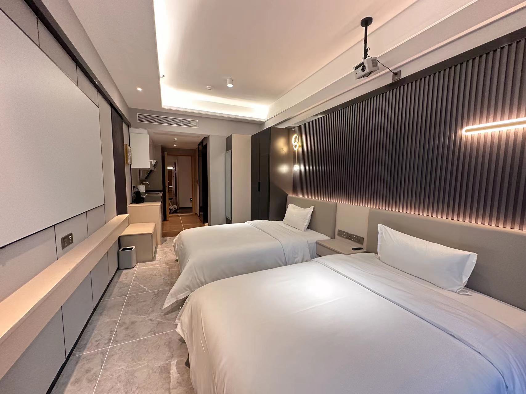 Dorman Enjoy Hotel 2*