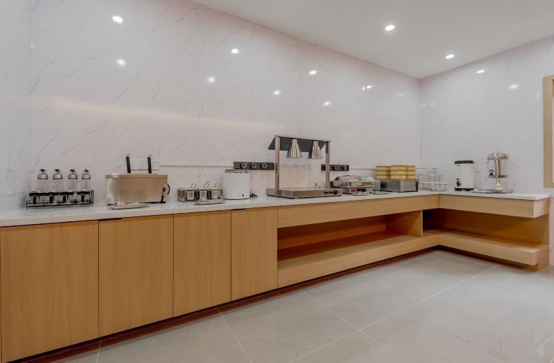 Elong Me Anlai Hotel (Nanjing Yangzi Petrochemical Dingjiashan Road) 3*
