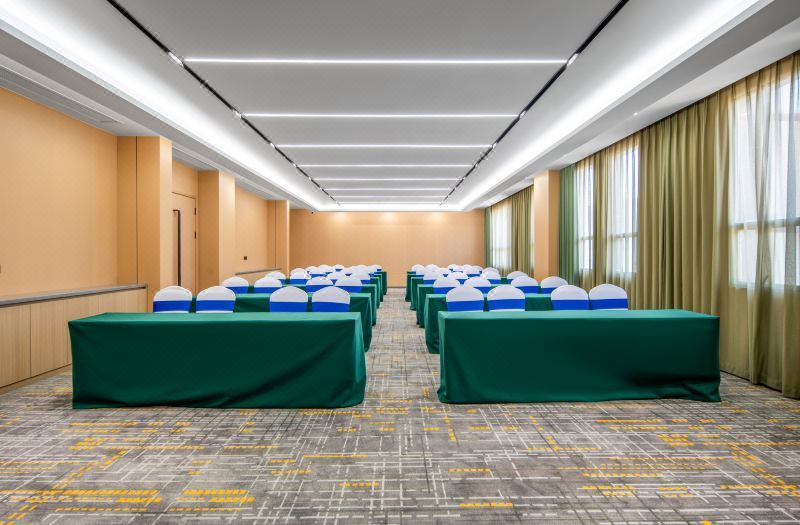 Shen Zhen Ya Hao X Hotel (Longgang Fuping Metro Station Branch) 3*
