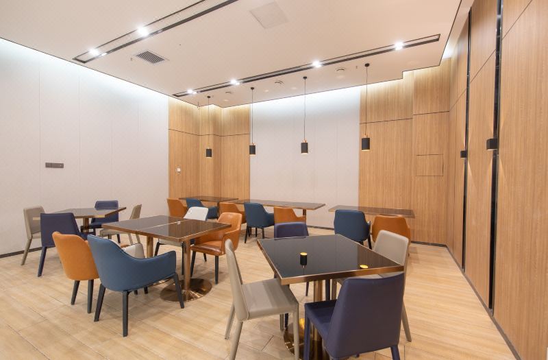ECHARM Hotel (Baotou Qingshan Wangfujing Branch) 3*