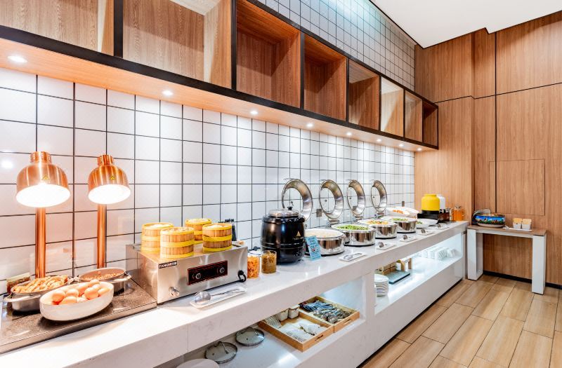 ECHARM Hotel (Baotou Qingshan Wangfujing Branch) 3*