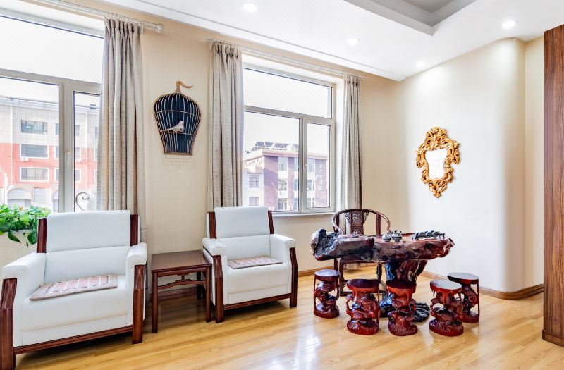 ECHARM Hotel (Baotou Qingshan Wangfujing Branch) 3*