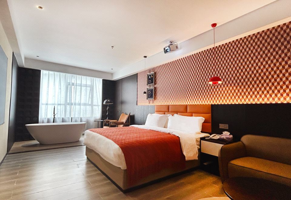 Bajiaosu Design Hotel 2*