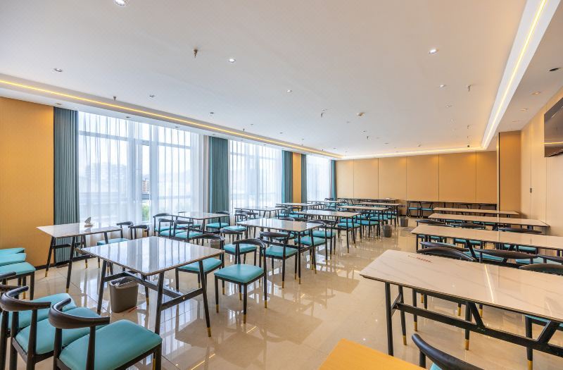 Xining Tianyue Hotel (Chengbei District Wuyue Plaza) 3*