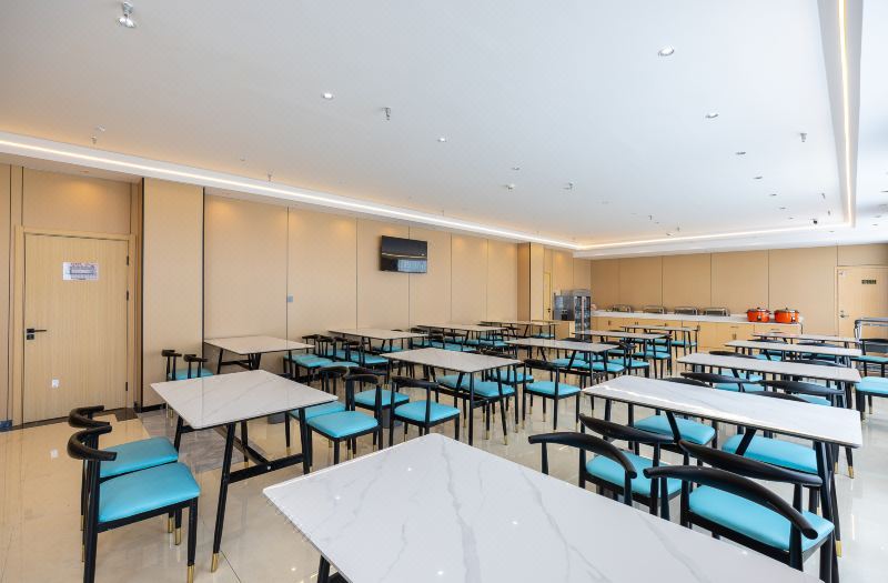 Xining Tianyue Hotel (Chengbei District Wuyue Plaza) 3*