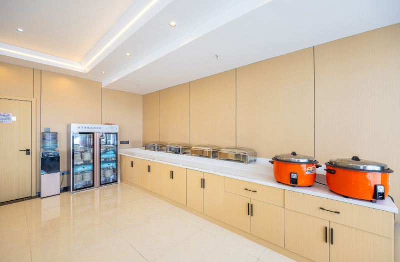 Xining Tianyue Hotel (Chengbei District Wuyue Plaza) 3*