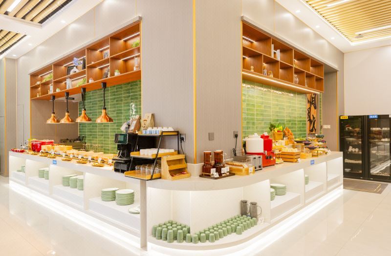 Licheng Ruixuan Hotel 3*