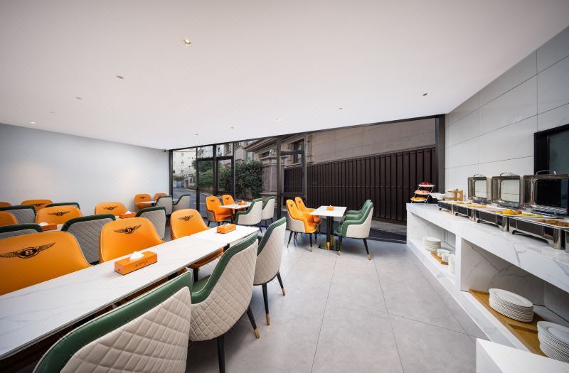 Yaduo Hotel (Hengdian Film and Television City Huating Night Market) 3*