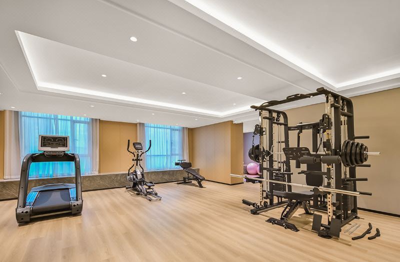 Yuebo International Hotel 2*