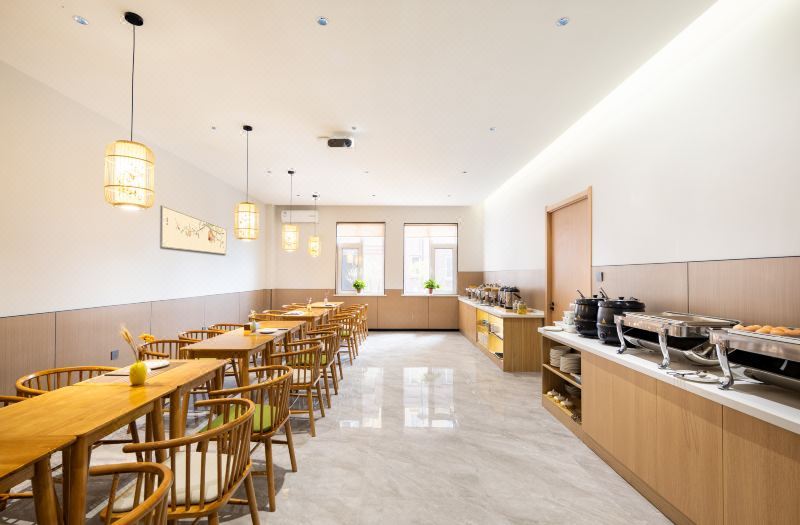 Blue Whale Select Smart Hotel (Provincial Cancer Hospital Shenfu Campus) 3*