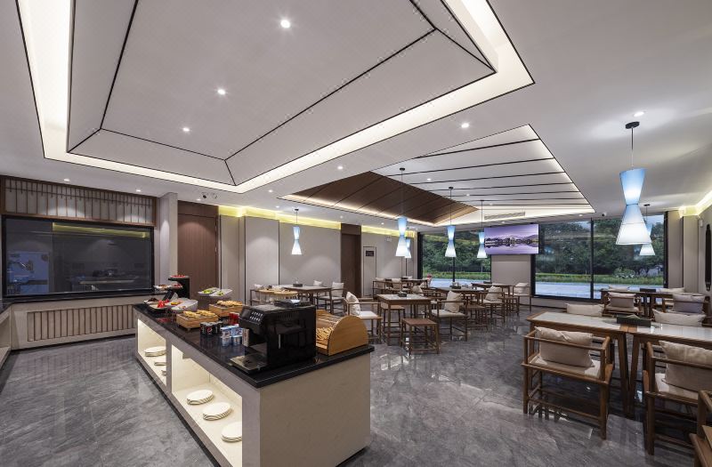 Moshang Light Residence Hotel (Urumqi Midong Wuyue Plaza Branch) 3*