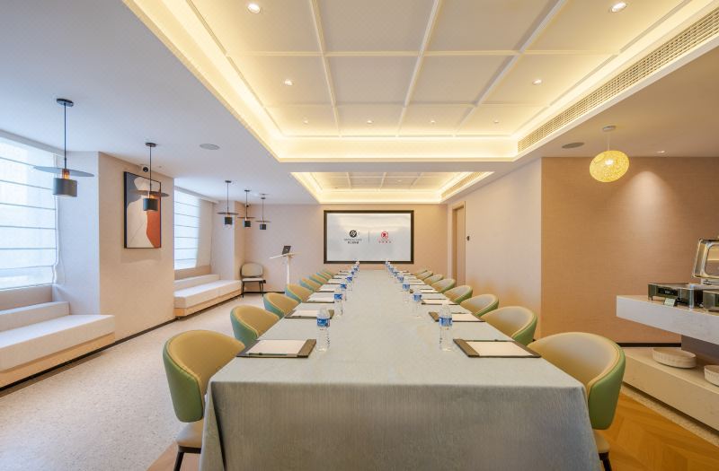 Jifeng Hotel (Hangzhou 303 Life Square Jinjiadu Subway Station Branch) 3*