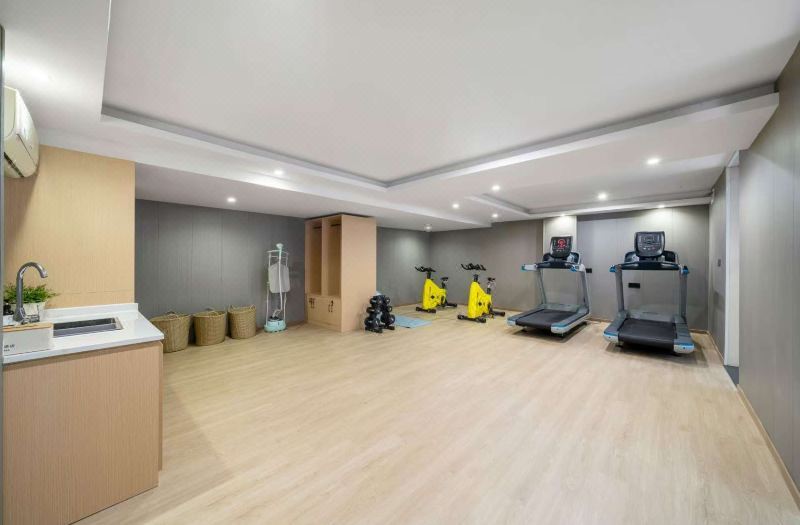 Elong Yam Hotel (Chongqing Shapingba Ciqikou Subway Station) 3*