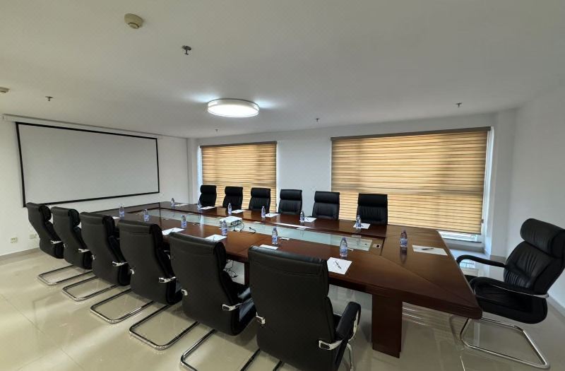 Homeinn Plus Hotel (Weifang Railway Station Yinquan Plaza) 3*