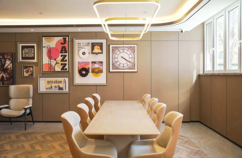 Homeinn Plus Hotel (Weifang Railway Station Yinquan Plaza) 3*