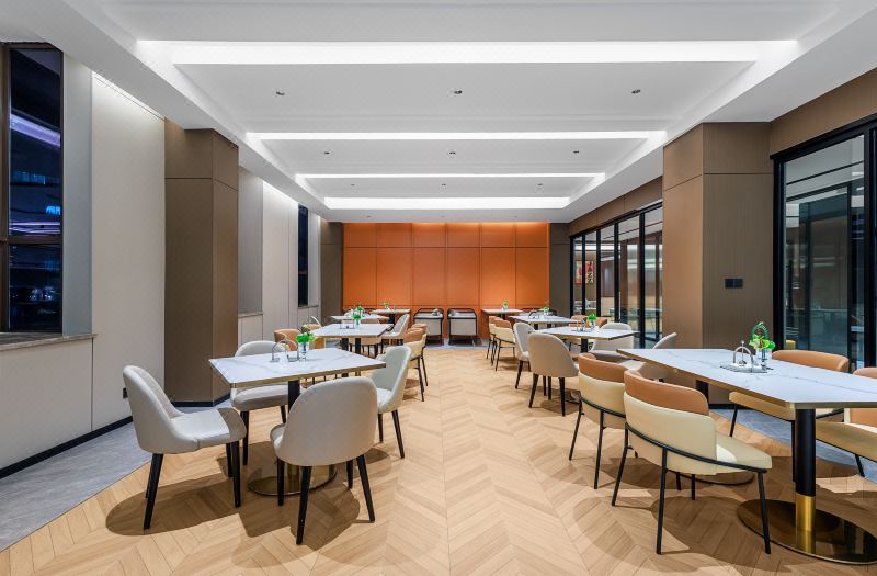 Homeinn Plus Hotel (Zhoushan Dinghai) 3*
