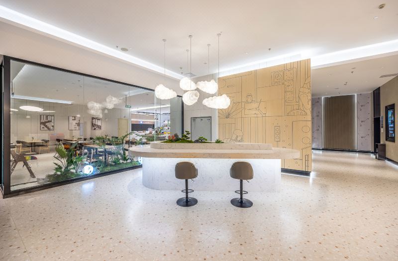 Homeinn Selected Hotel (Xining High-Speed Railway Station) 3*