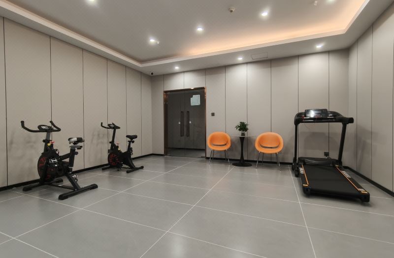 Home Inn Suotelanna (Chongqing Shiqiapu Metro Station Branch) 2*