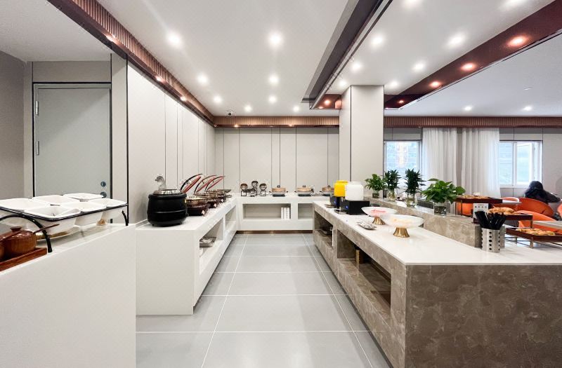 Home Inn Suotelanna (Chongqing Shiqiapu Metro Station Branch) 2*