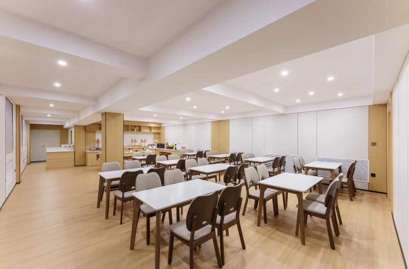 Yilong Ruiyun Hotel (Fushun Branch) 3*