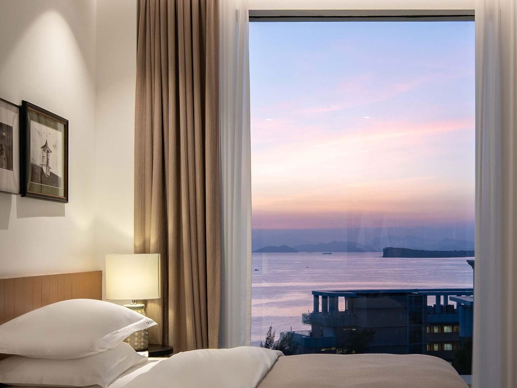 Miyue Roman Holiday Bubble Pool hotel 3*