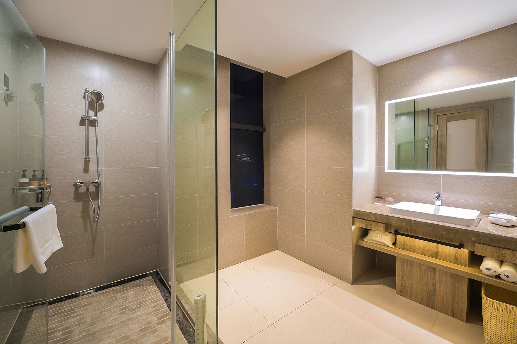 Hilton Garden Inn Zhuji East 3*