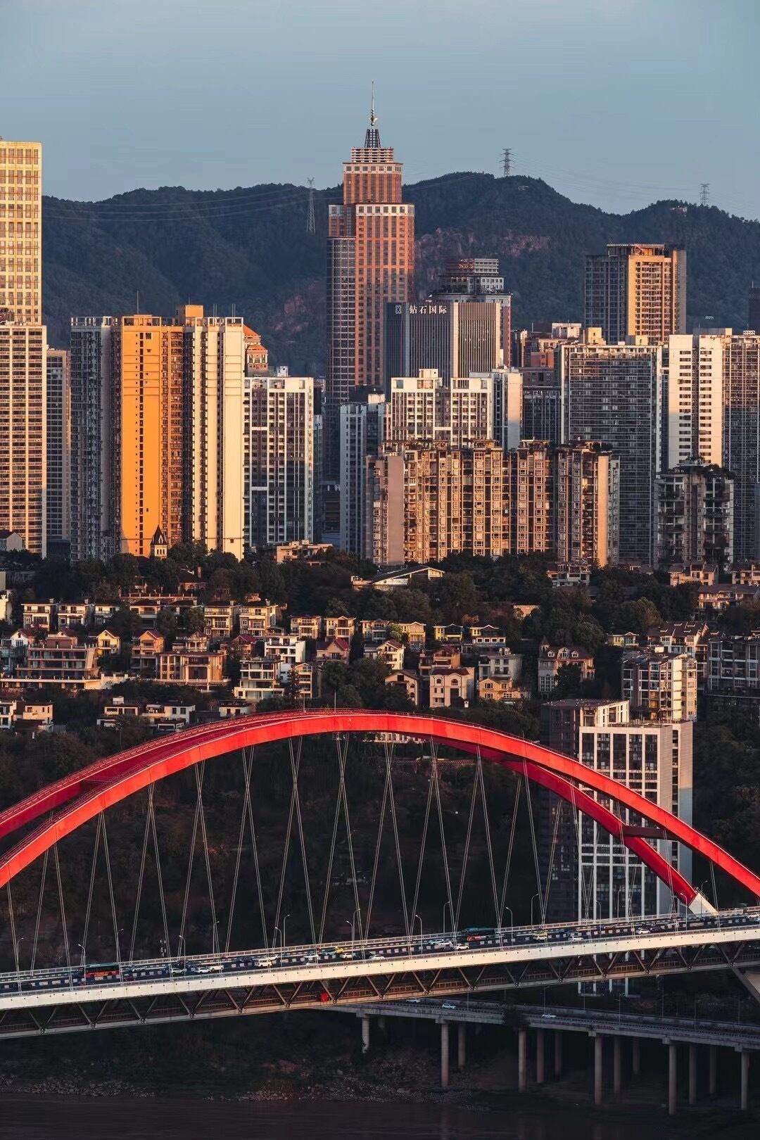 chongqingyinshiguangjiangjingjiudian 3*