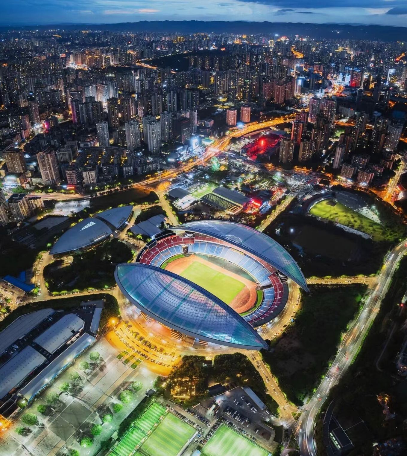 chongqingyinshiguangjiangjingjiudian 3*