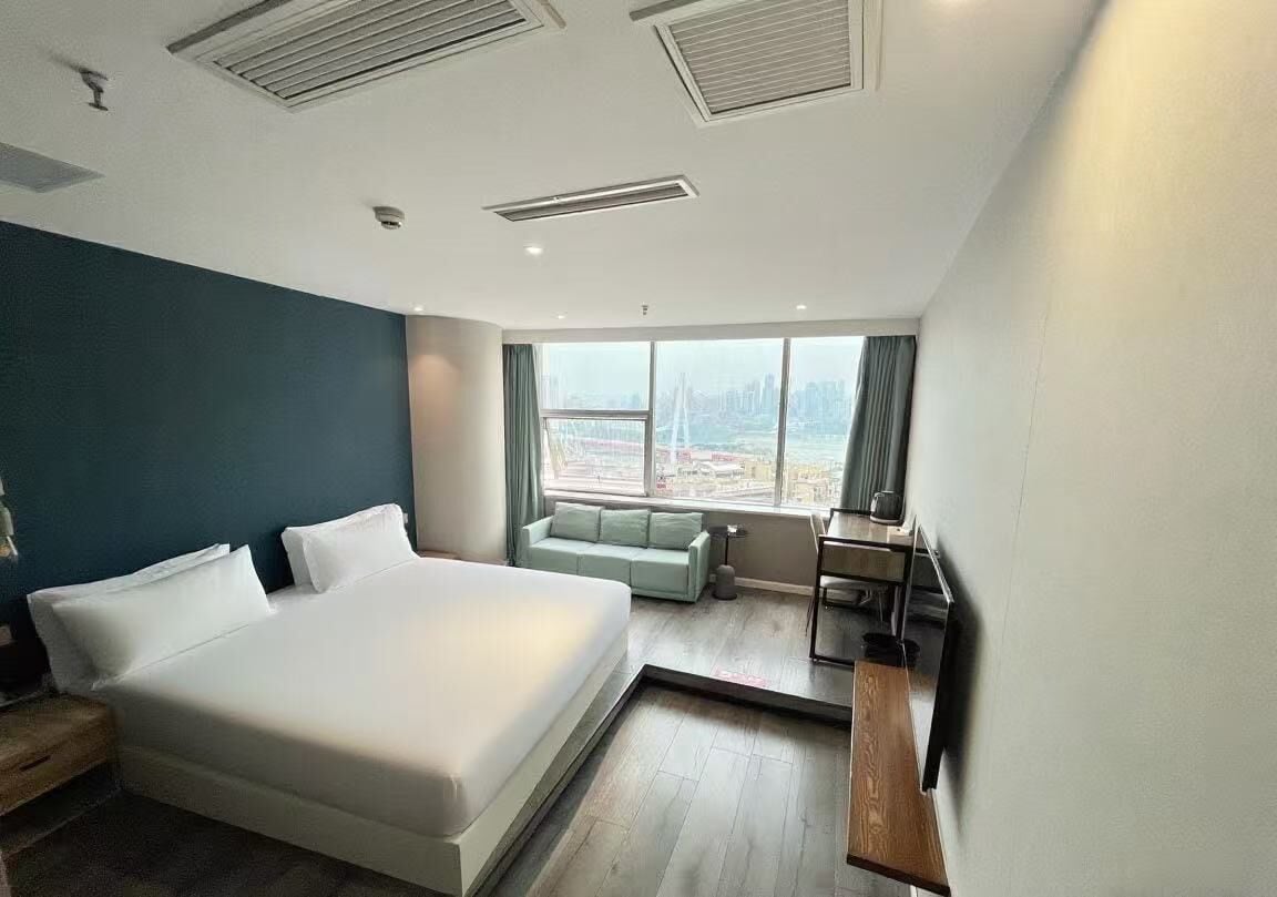 chongqingyinshiguangjiangjingjiudian 3*