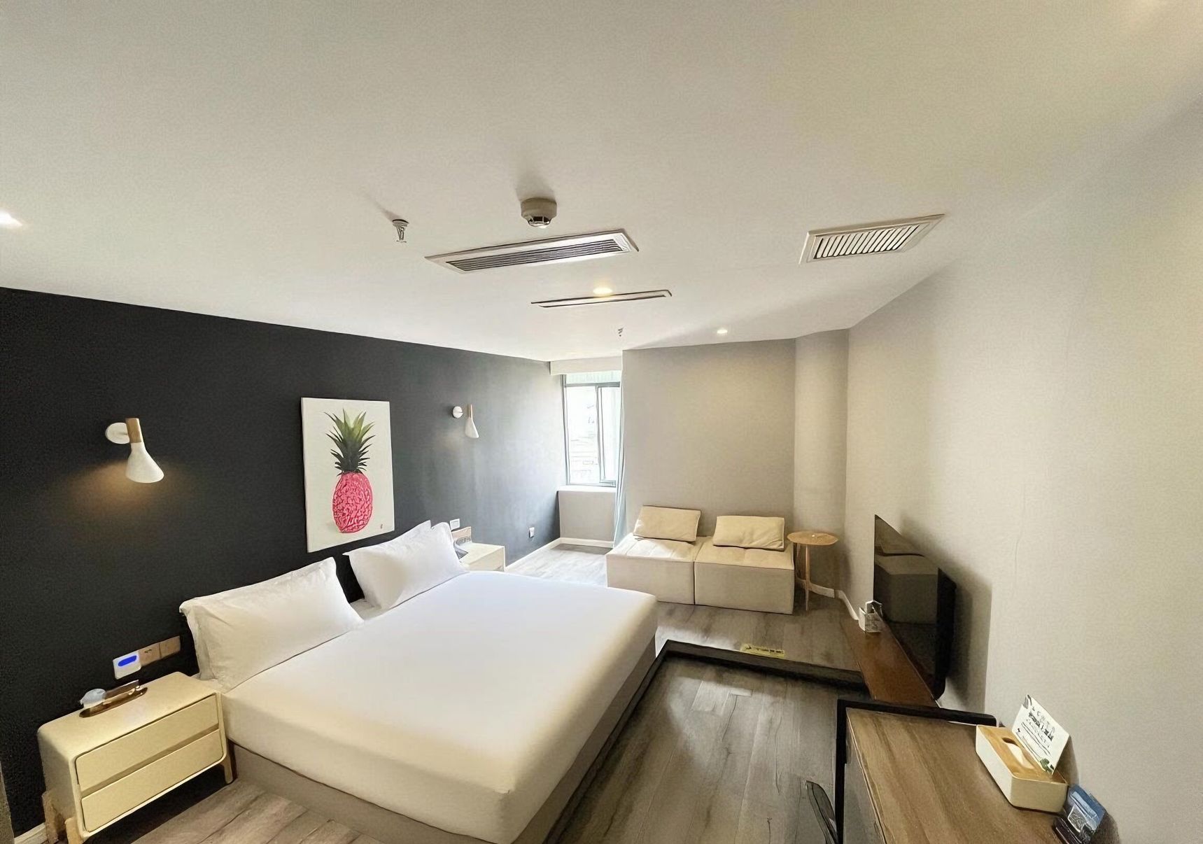 chongqingyinshiguangjiangjingjiudian 3*