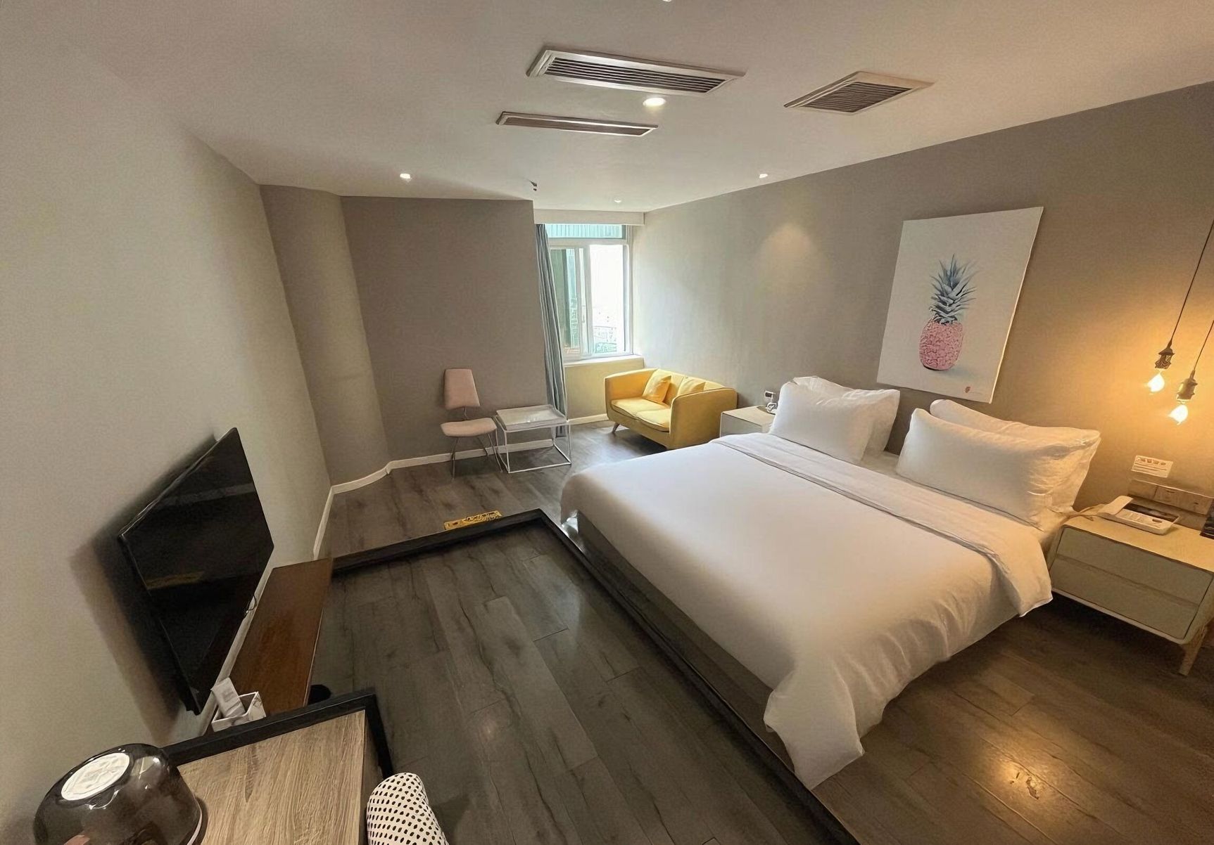 chongqingyinshiguangjiangjingjiudian 3*