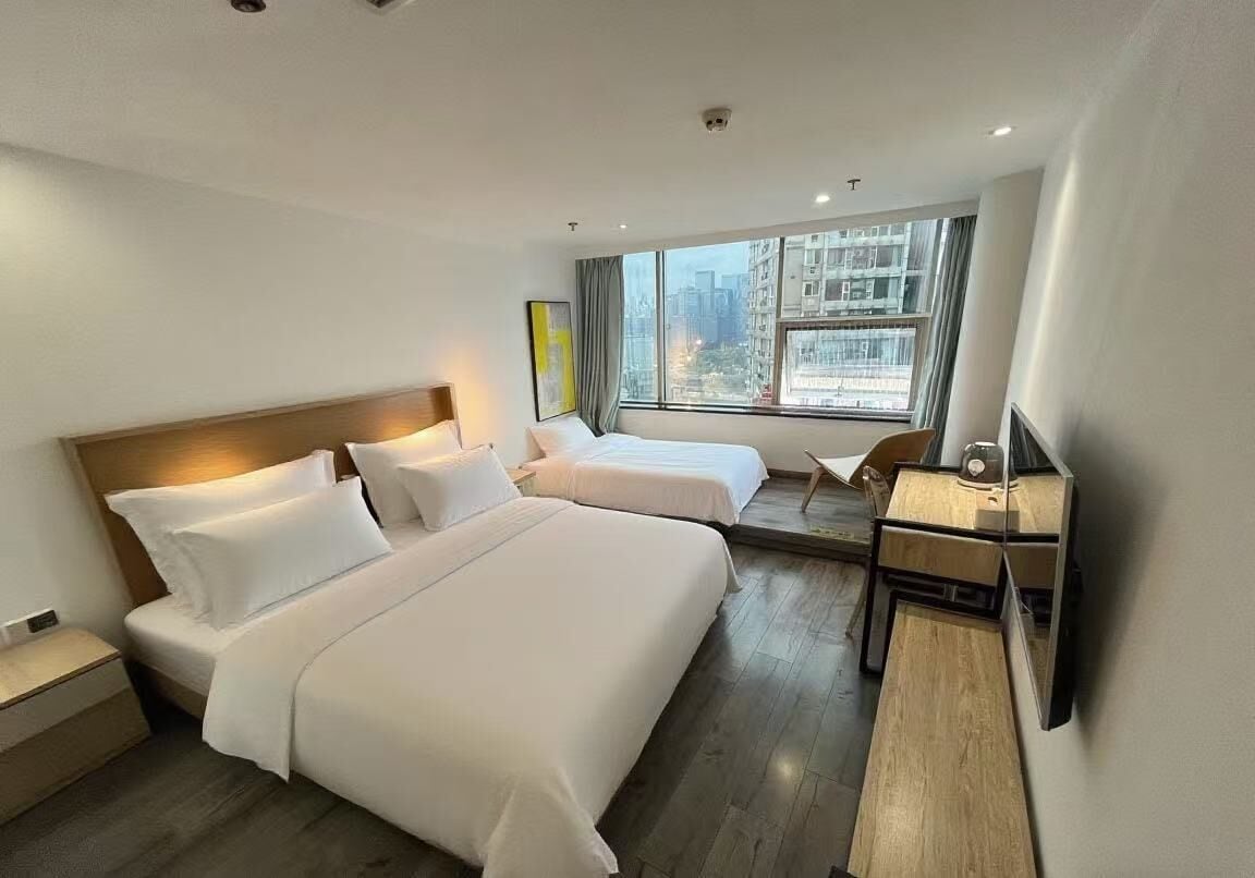 chongqingyinshiguangjiangjingjiudian 3*