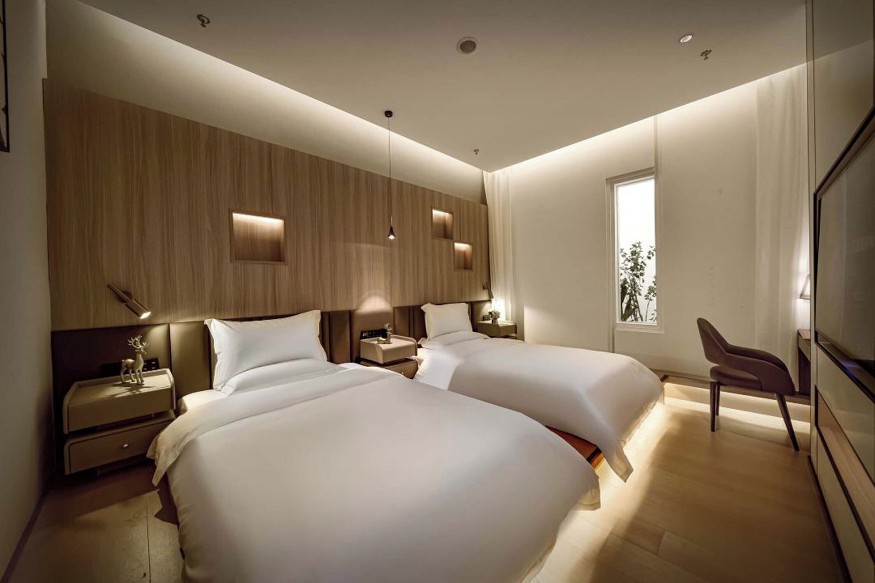 Pilot River View Hotel -Chongqing Jiefangbei Hongyadong Branch 3*